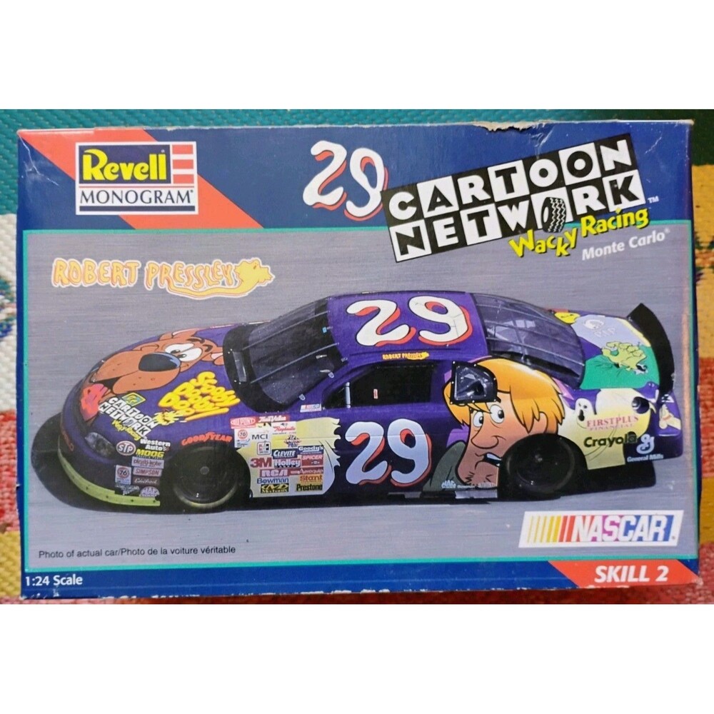 1997 Revell Monogram Robert Pressley 29 Scooby Doo Cartoon Network Model Kit 1:2